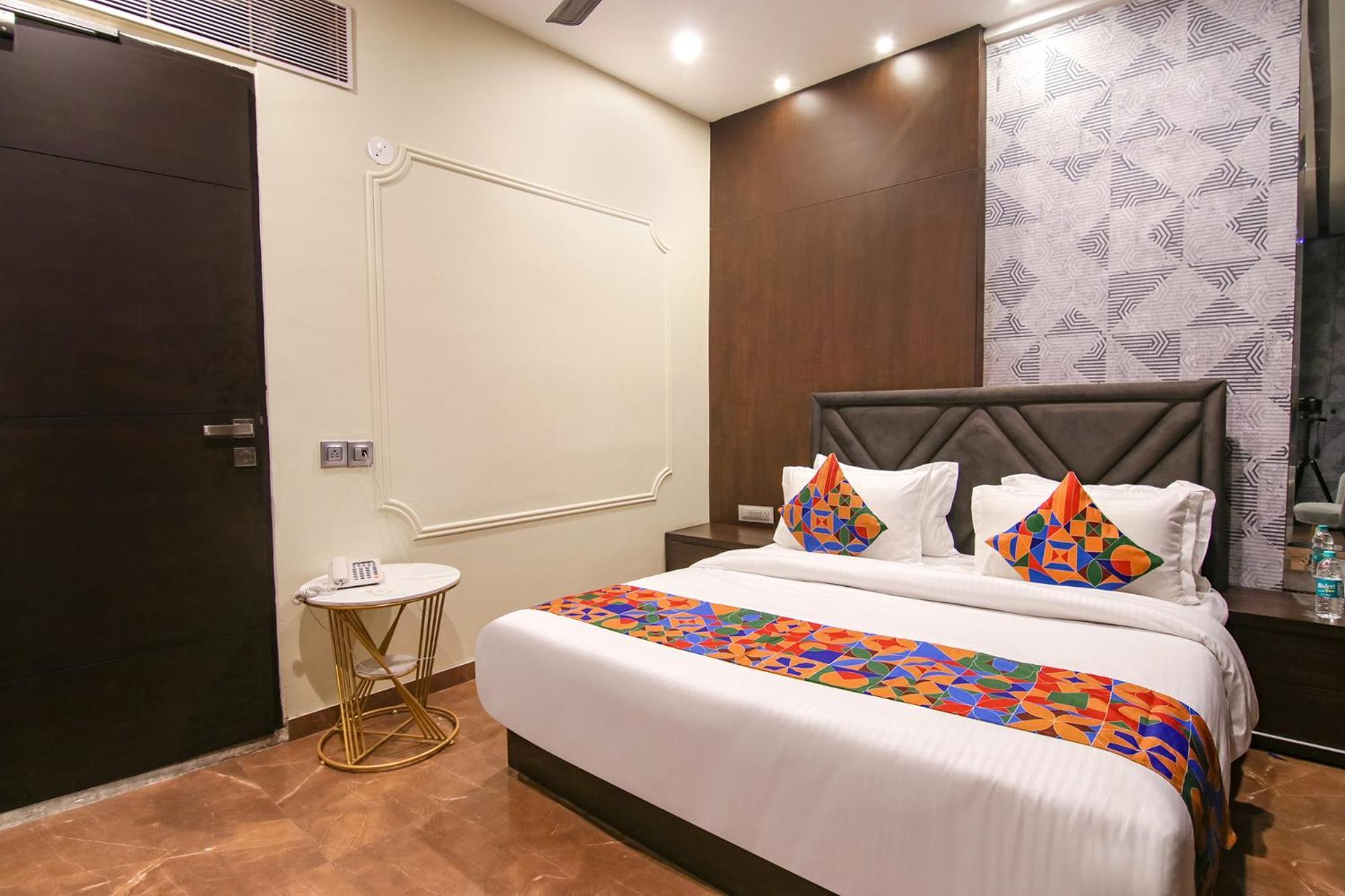 Fabhotel Prime K9 Crown Ludhiana Exterior foto