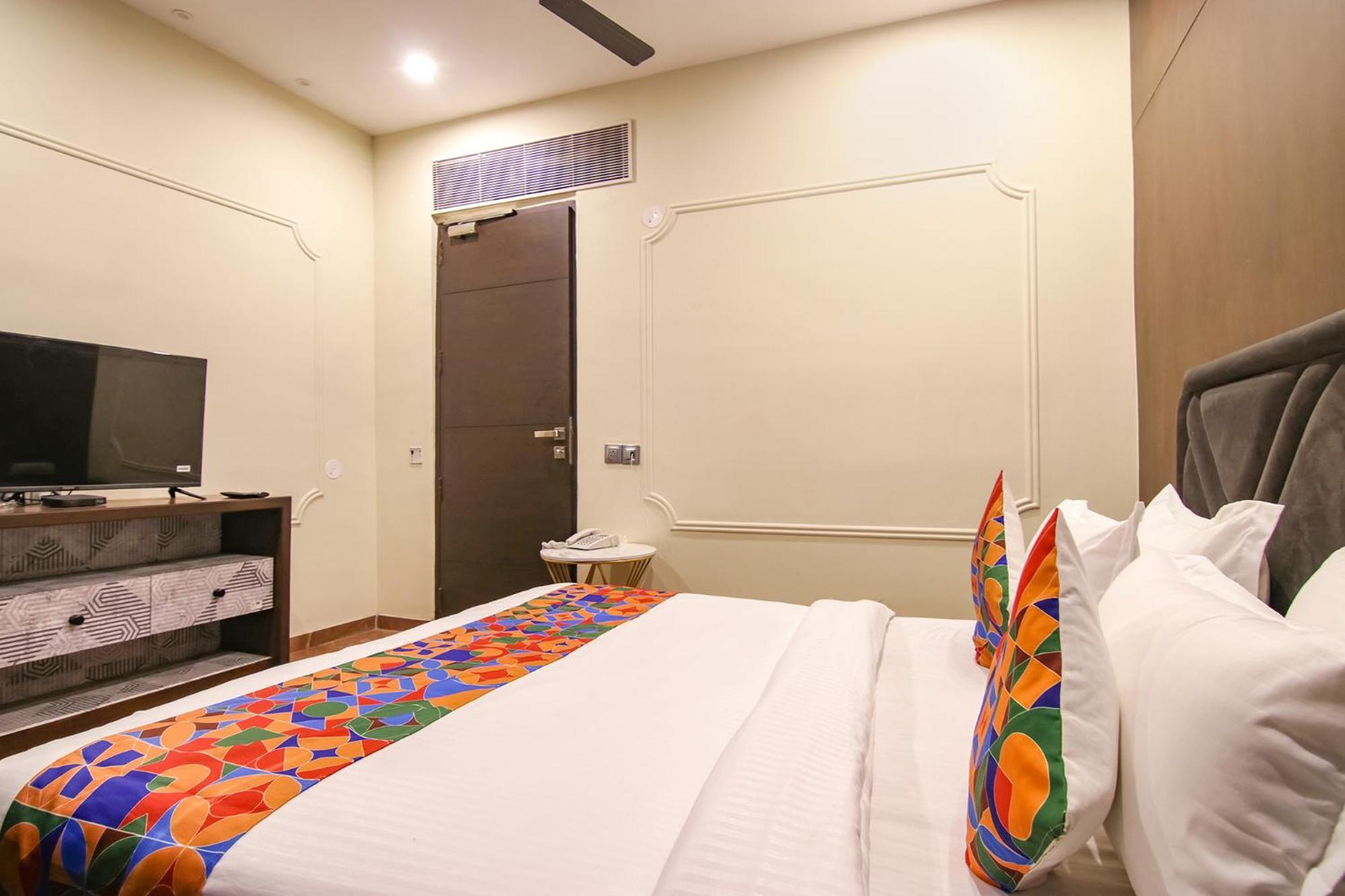 Fabhotel Prime K9 Crown Ludhiana Exterior foto